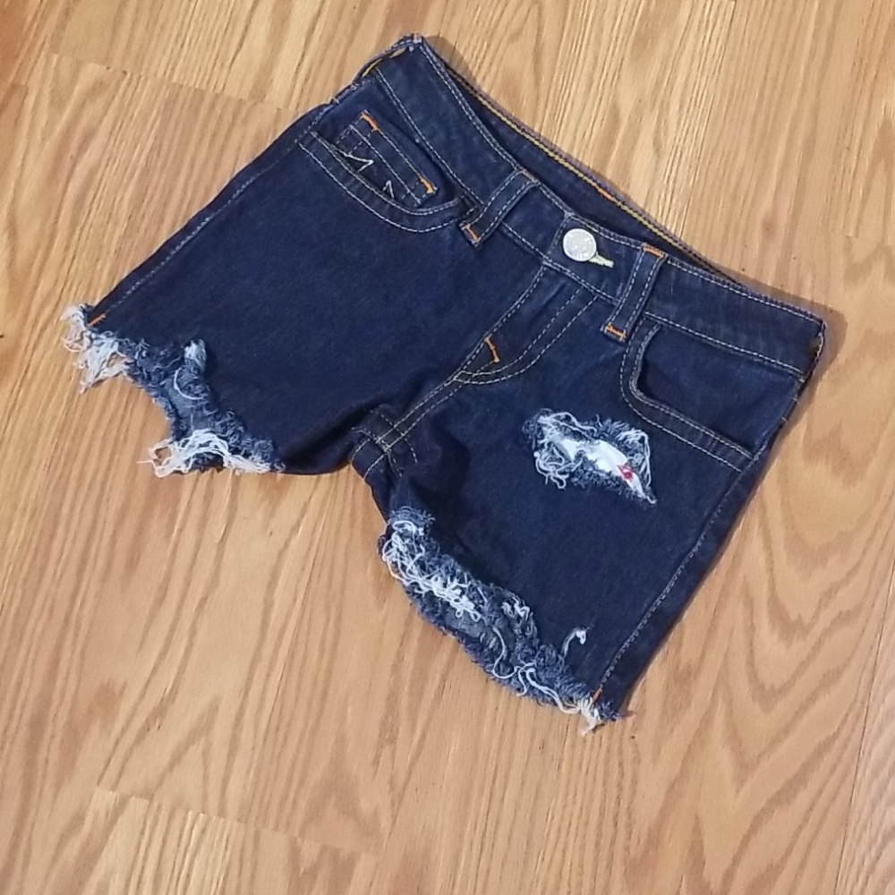 True religion Cutoffs‎ 8 distressed